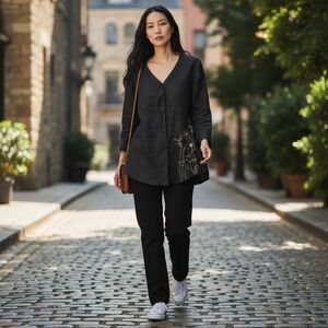 Vintage 80’s  Sandra King Black Linen Embroidered Button-down Blouse